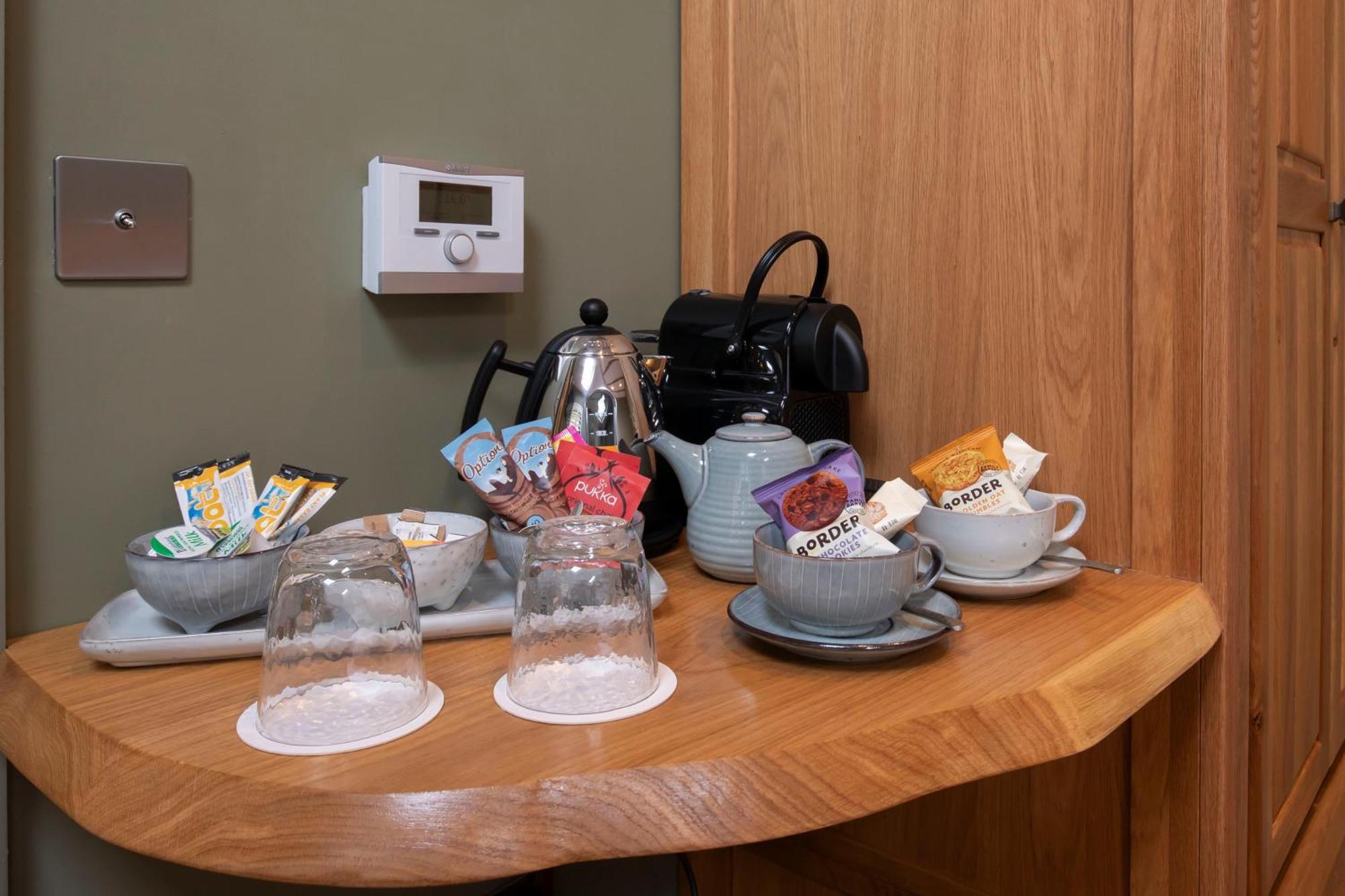 Stable Lodge - Boutique Bed & Breakfast Shurdington Exteriör bild