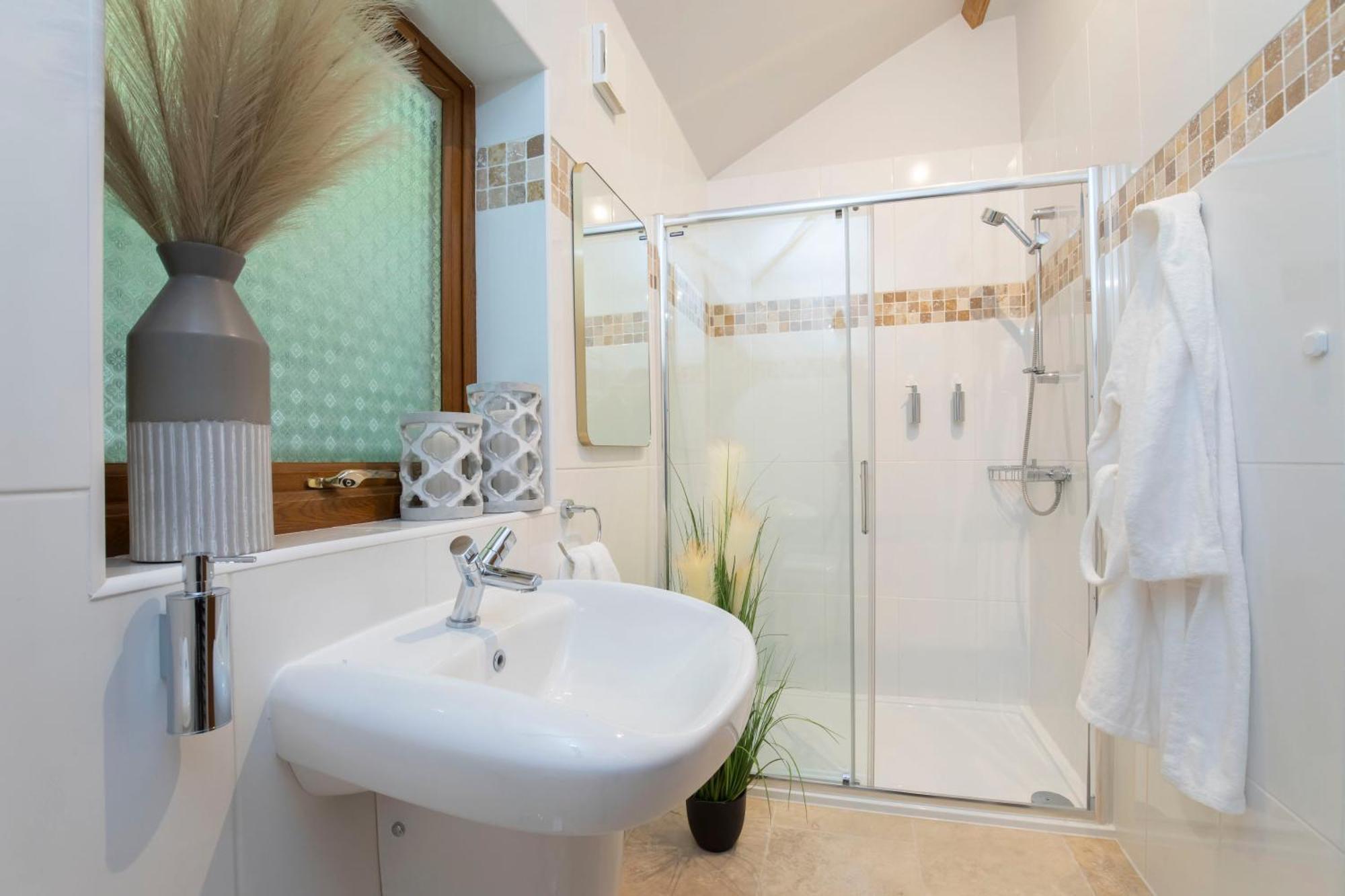 Stable Lodge - Boutique Bed & Breakfast Shurdington Exteriör bild