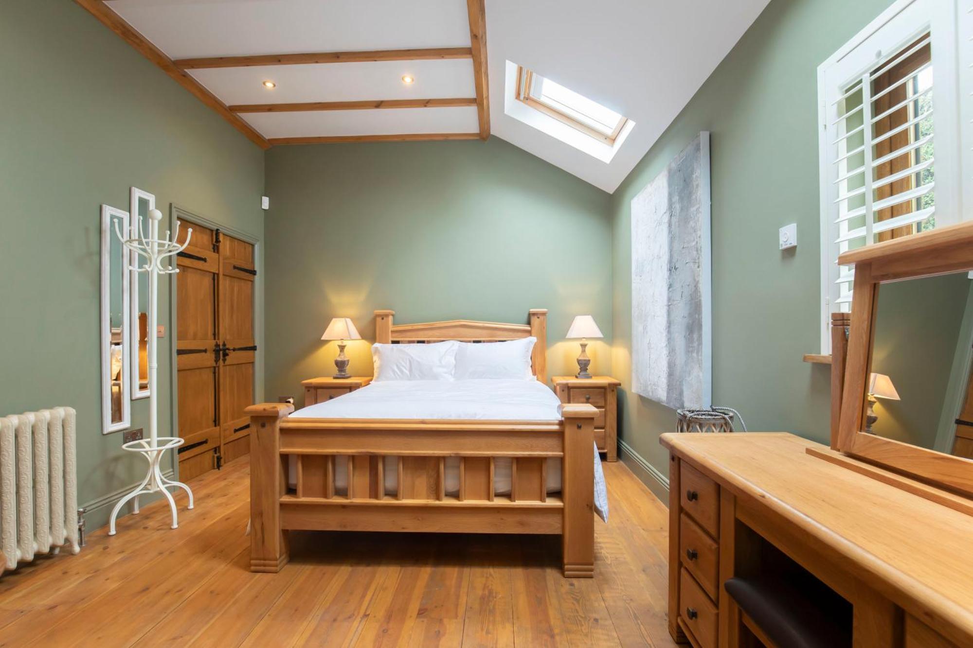 Stable Lodge - Boutique Bed & Breakfast Shurdington Exteriör bild