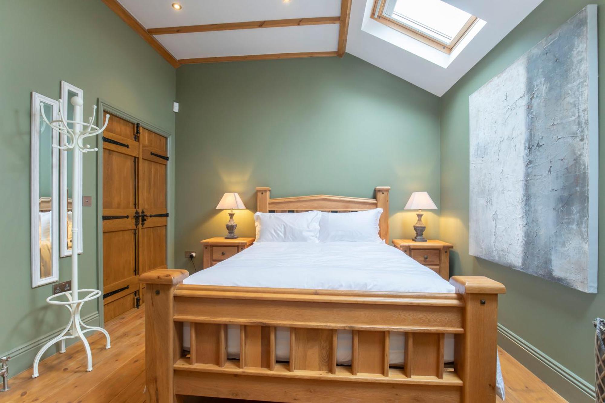 Stable Lodge - Boutique Bed & Breakfast Shurdington Exteriör bild