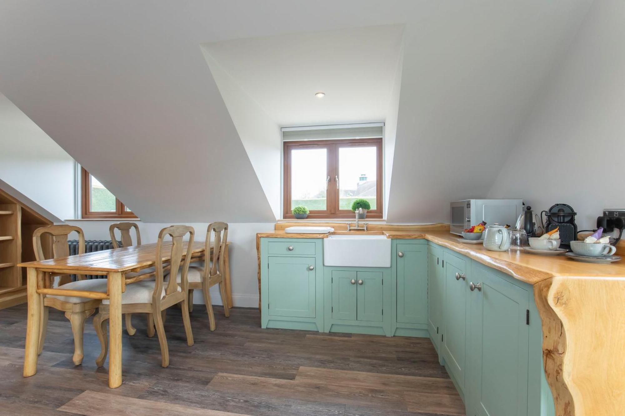 Stable Lodge - Boutique Bed & Breakfast Shurdington Exteriör bild