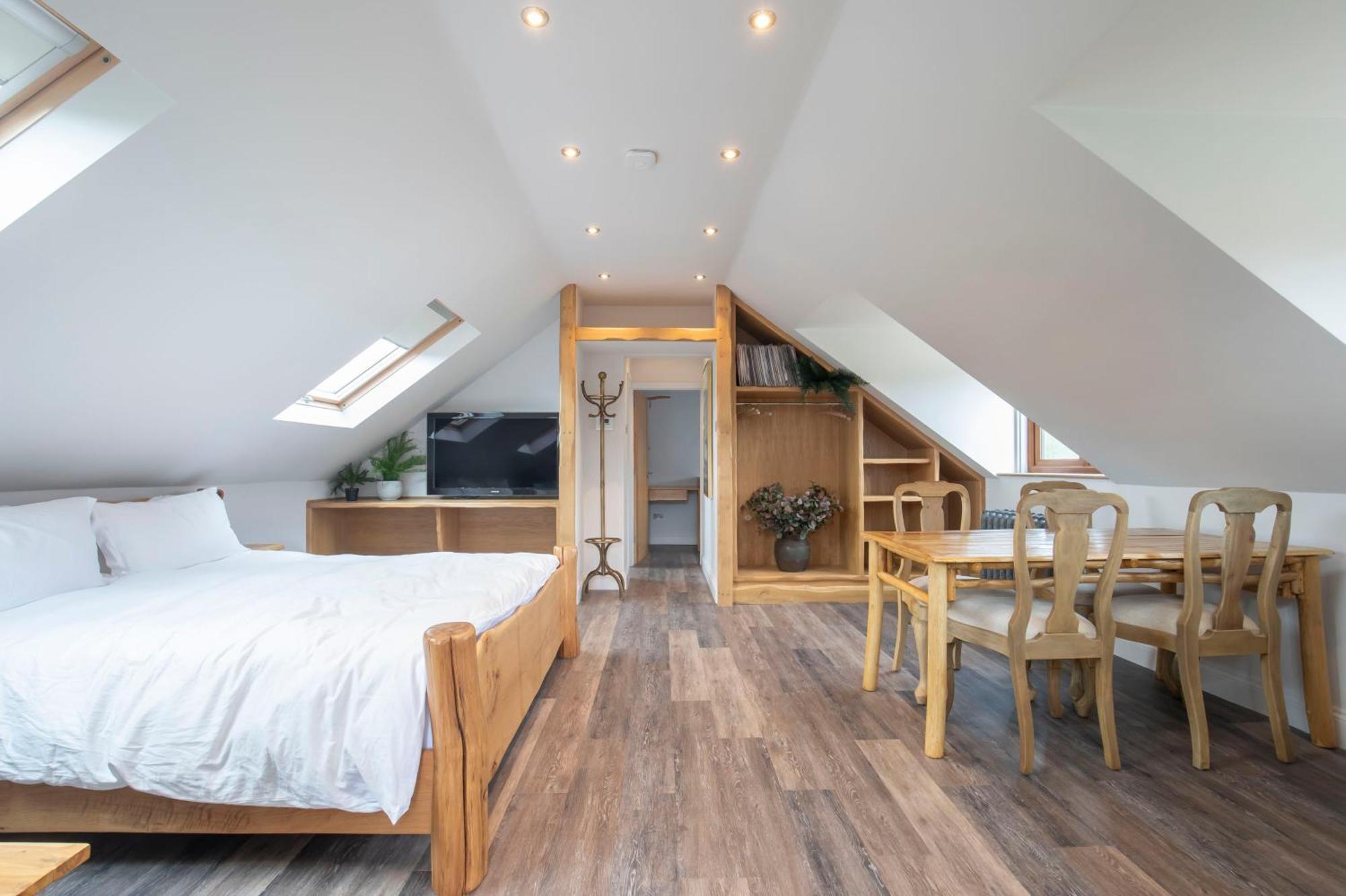 Stable Lodge - Boutique Bed & Breakfast Shurdington Exteriör bild