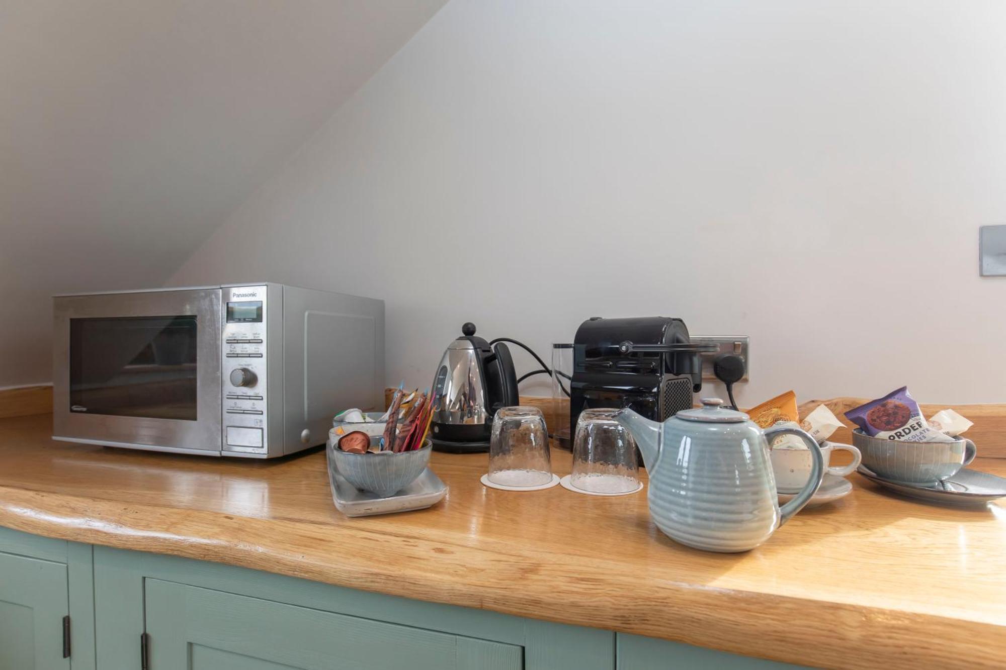Stable Lodge - Boutique Bed & Breakfast Shurdington Exteriör bild